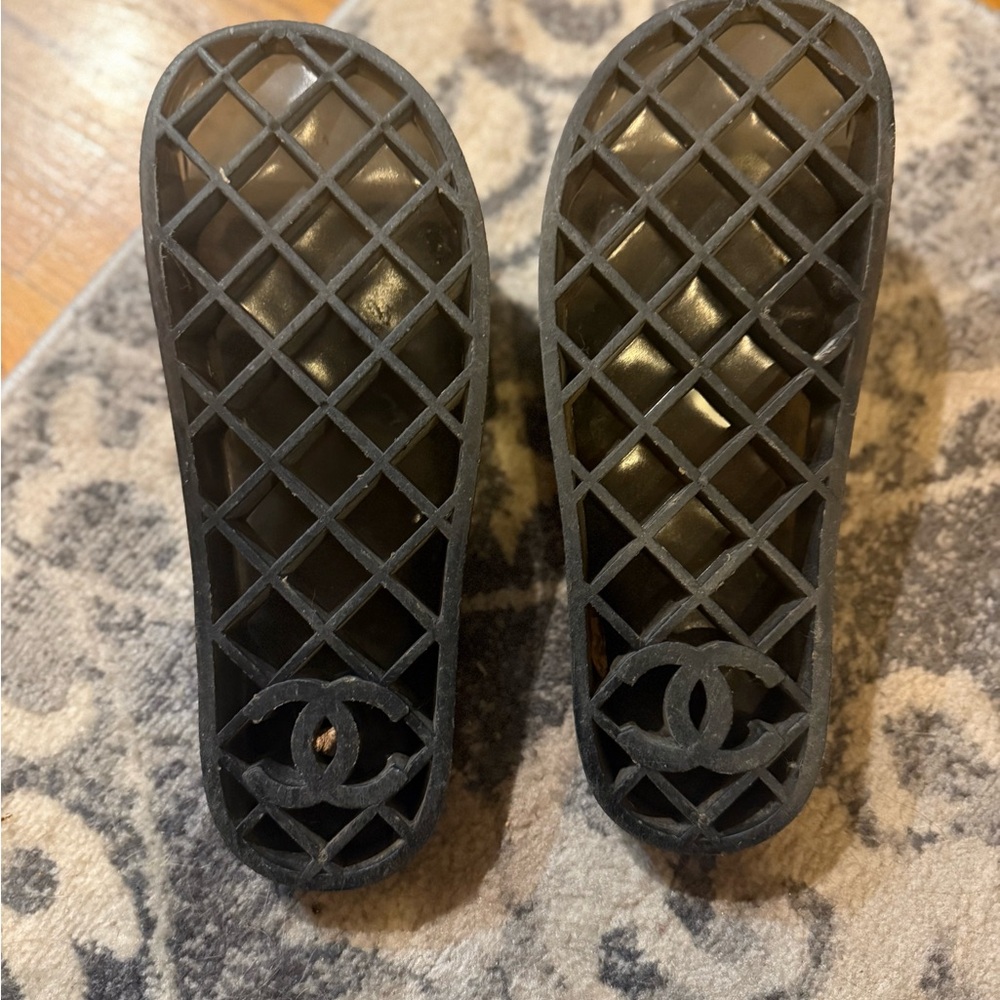 CHANEL Black Quilted Slide Sandals - Picture 4 of 4